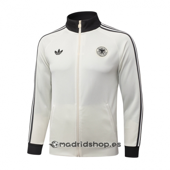 Chaqueta del Alemania 26-27 Crema